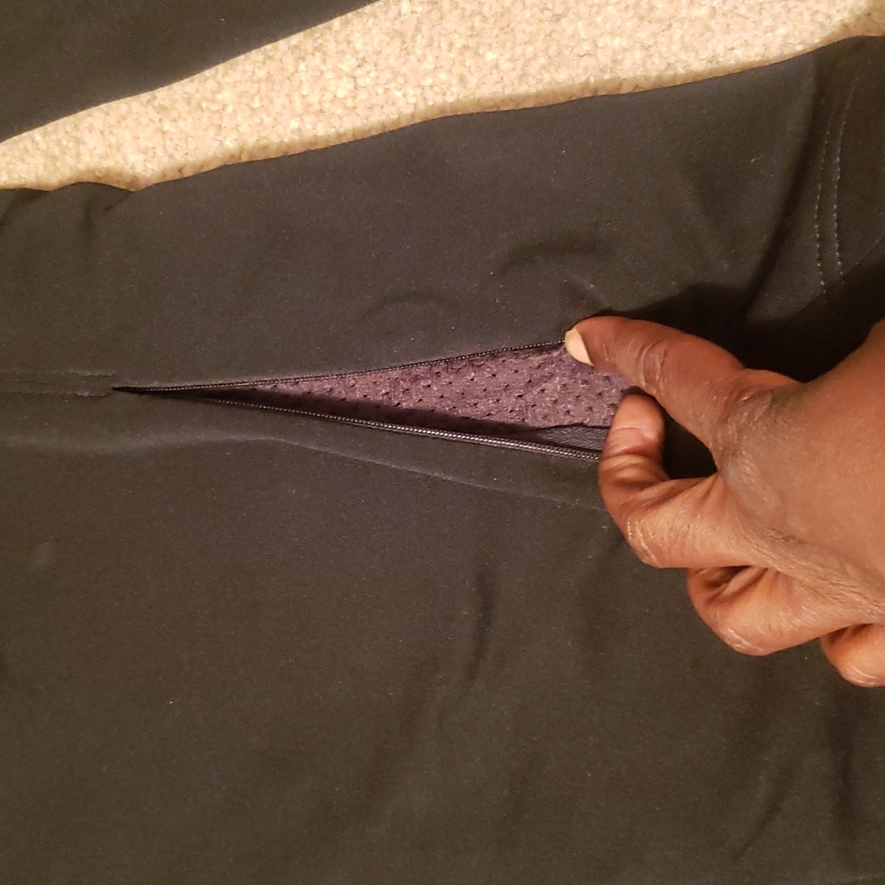The North Face Women's Flight Series Black Jacket - Picture 8 of 16